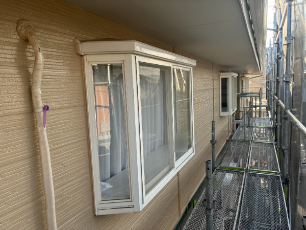 四日市市_アパートS_外壁上塗完了2