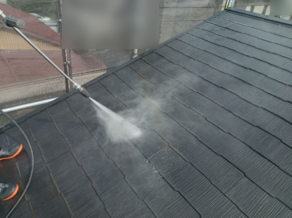 四日市市_アパートS_軒天上塗完了