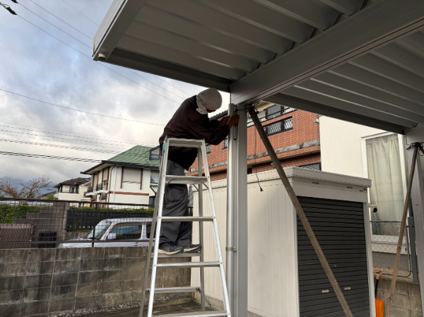 いなべ市I様_カーポート新設施工中4