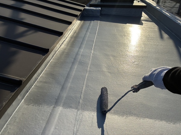 四日市市-Sマンション-シート防水-トップコート