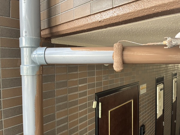 四日市市-Sマンション-排水管-下塗り