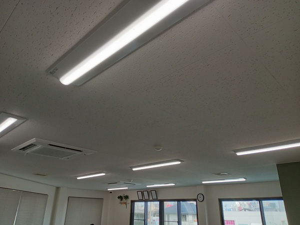 四日市市-事務所-照明-施工後