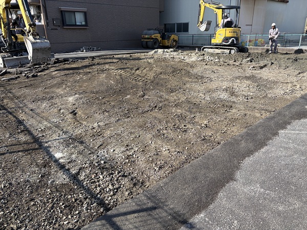 四日市市-駐車場-不陸調整