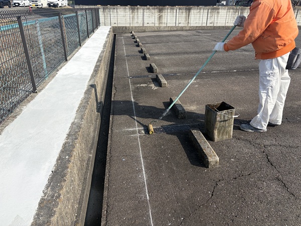 四日市市-駐車場-プライマー