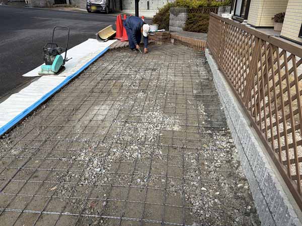 四日市市-K様邸-駐車場拡張工事-メッシュ筋